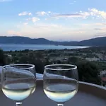 Zante Estrella Willa